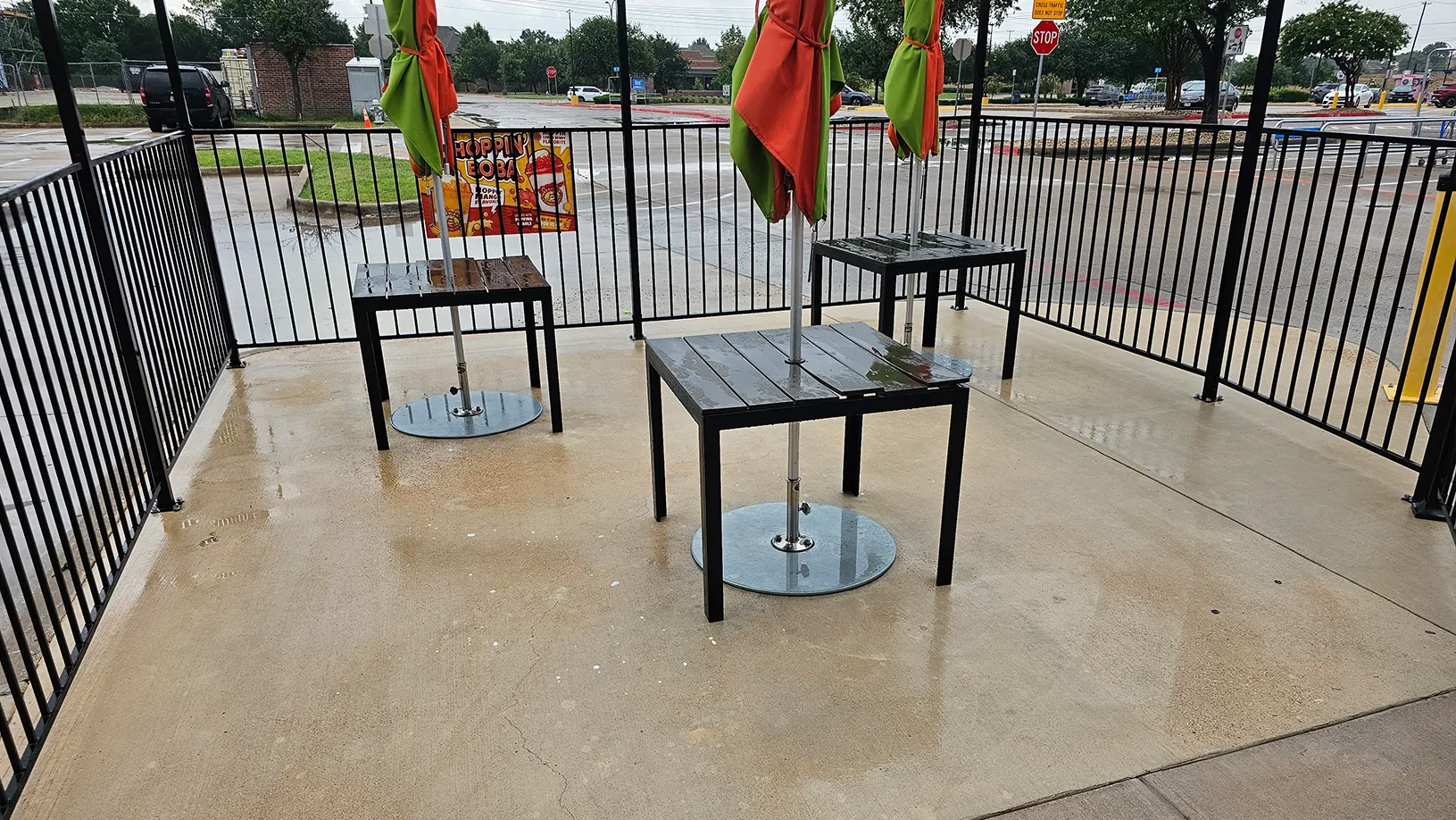 concrete sidewalk cleaning service