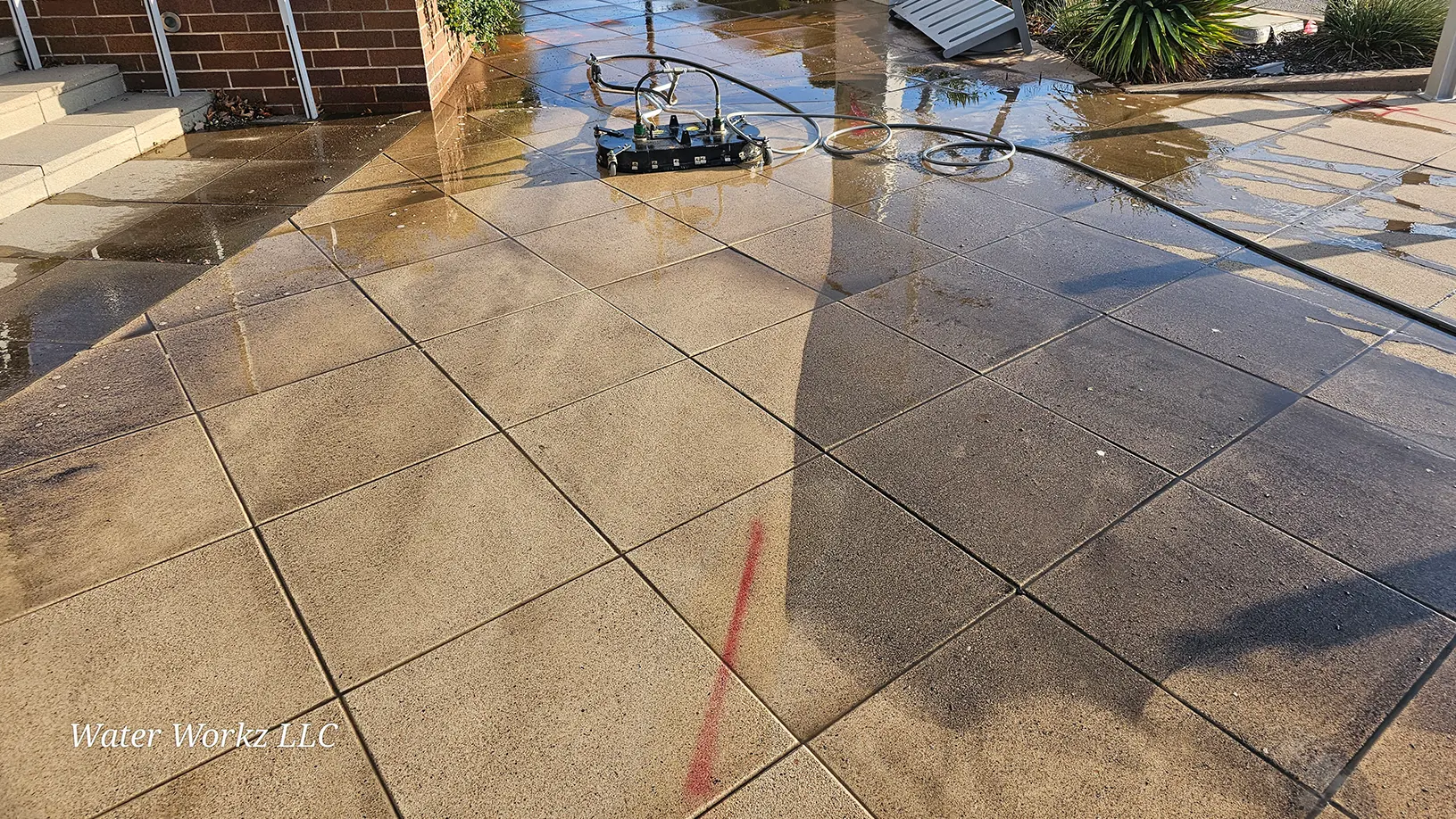 concrete sidewalk cleaning - Water Workz LLC