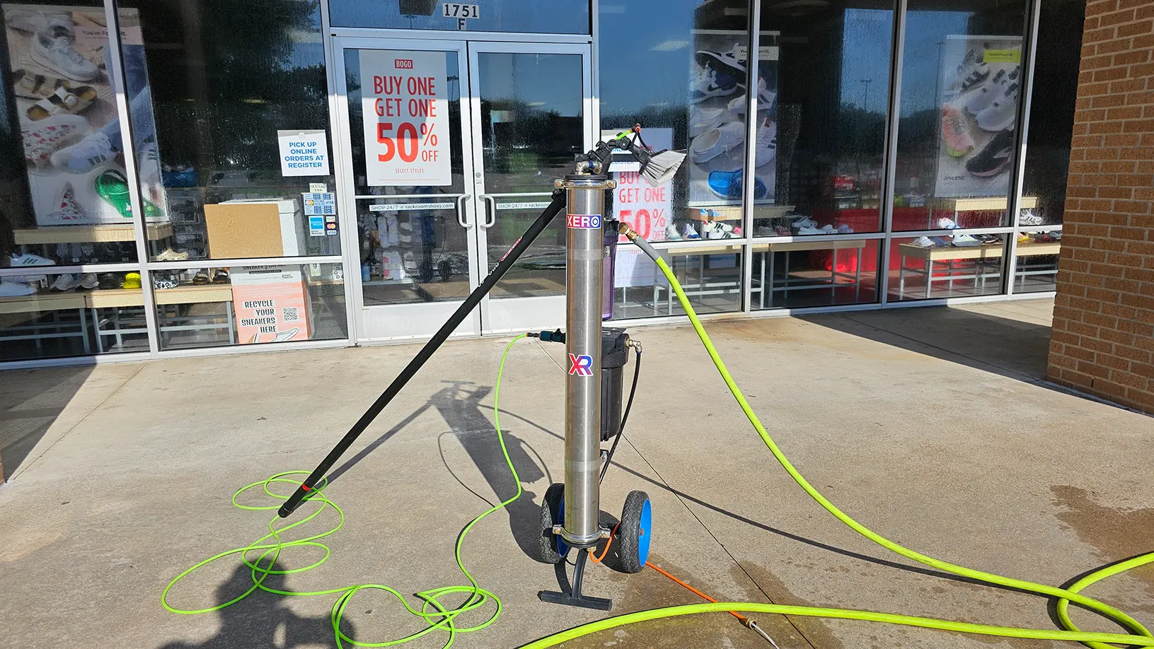 Retail & Shopping Center Cleaning service